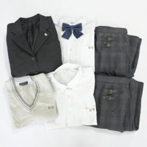 東京都私立広尾学園小石川高校の制服を買取しました アイキャッチ画像